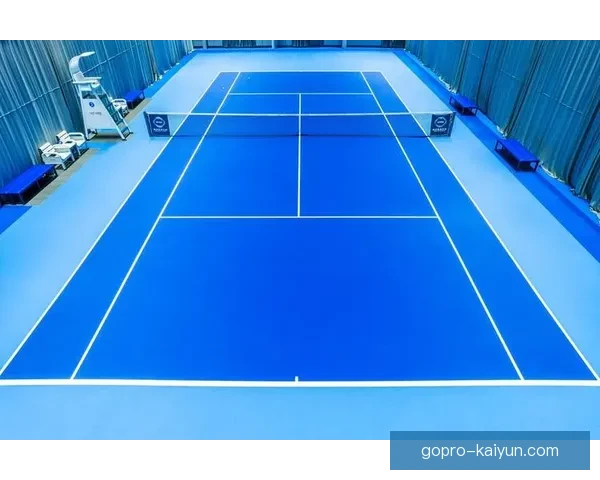 Osimhen社交媒体影响力激增，球场外新偶像备受瞩目