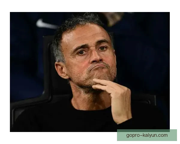 戴维斯在德甲赛季中持续保持惊艳表现，成为球队夺冠的重要推手。